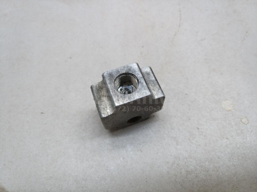 Тройник (тормозная)