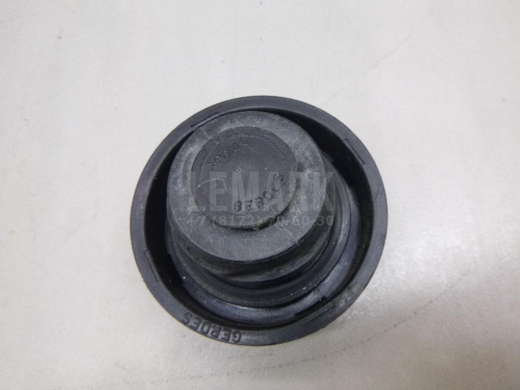 Крышка топливного бака