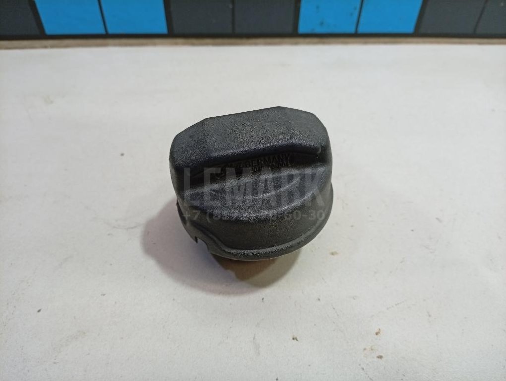 Крышка топливного бака