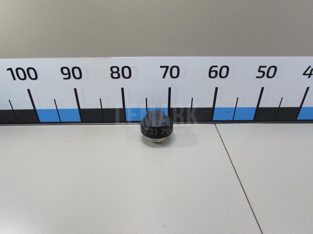 Крышка топливного бака