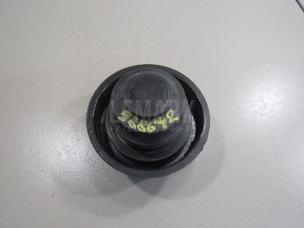 Крышка топливного бака