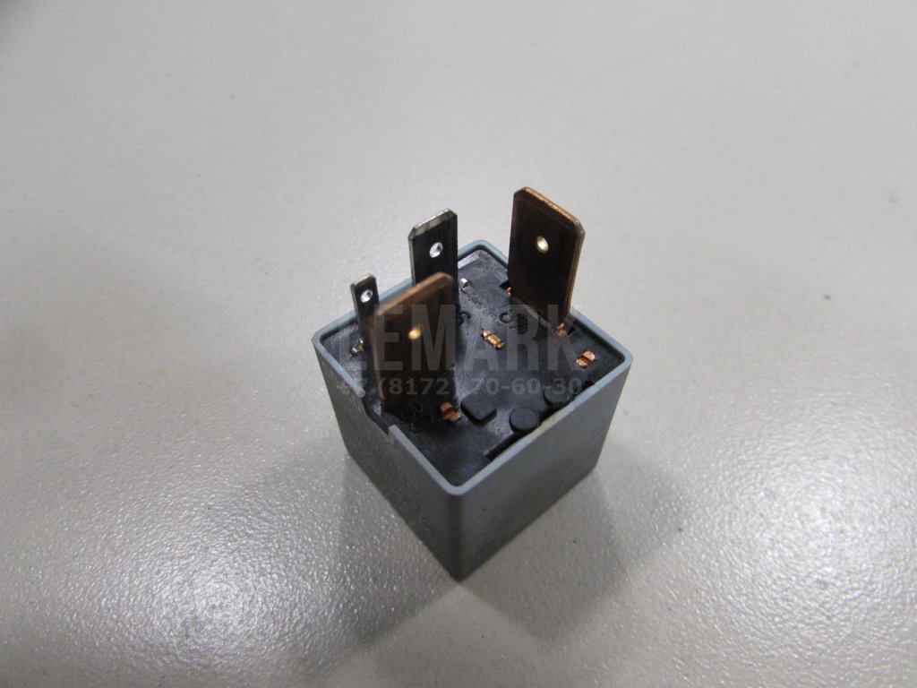 Реле электробензонасоса