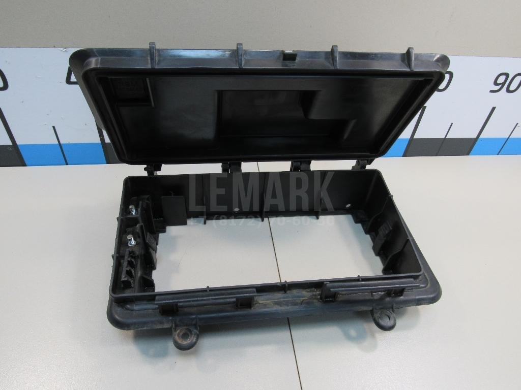 Корпус блока предохранителей