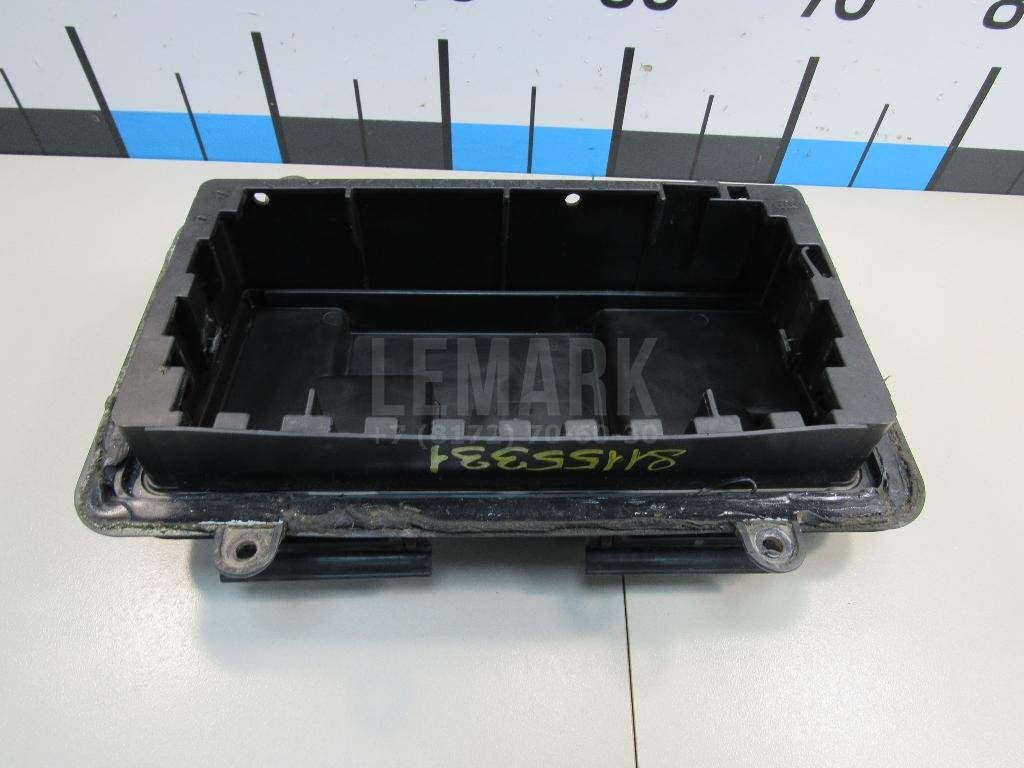 Корпус блока предохранителей