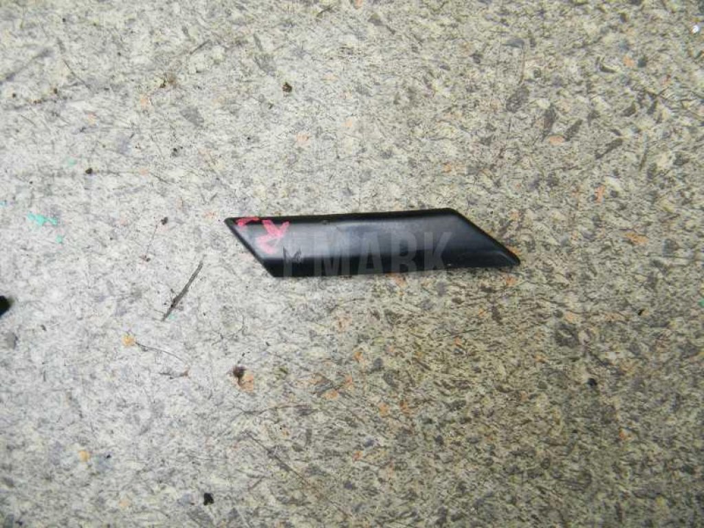 Молдинг заднего крыла правого