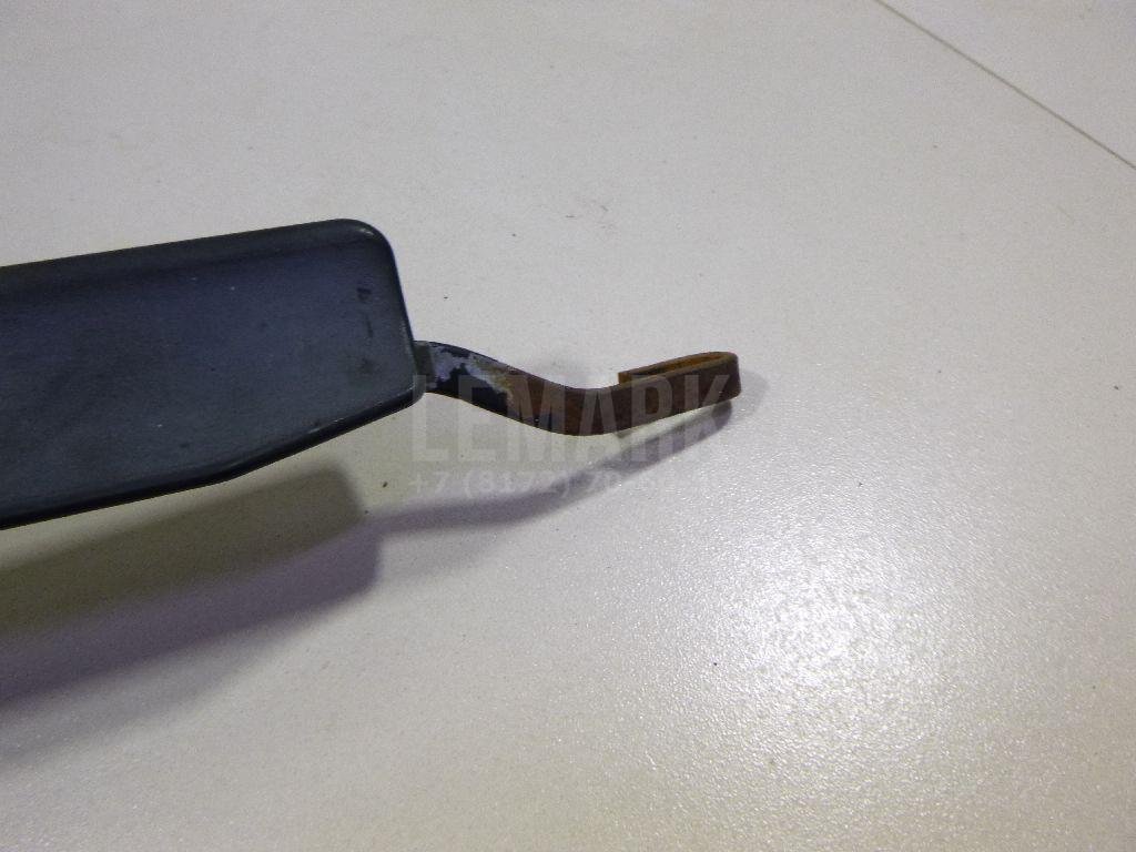 Поводок стеклоочистителя передний левый