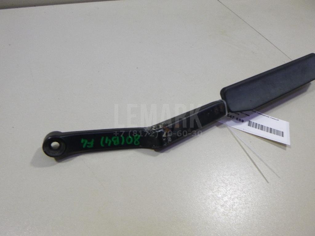 Поводок стеклоочистителя передний левый