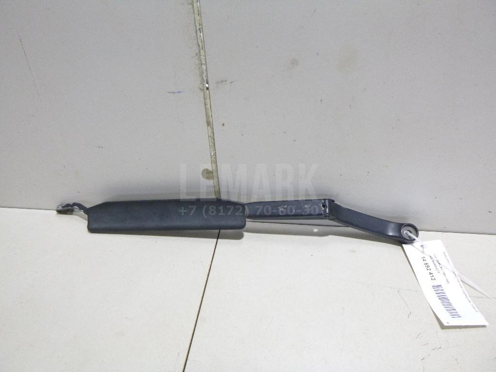 Поводок стеклоочистителя передний левый