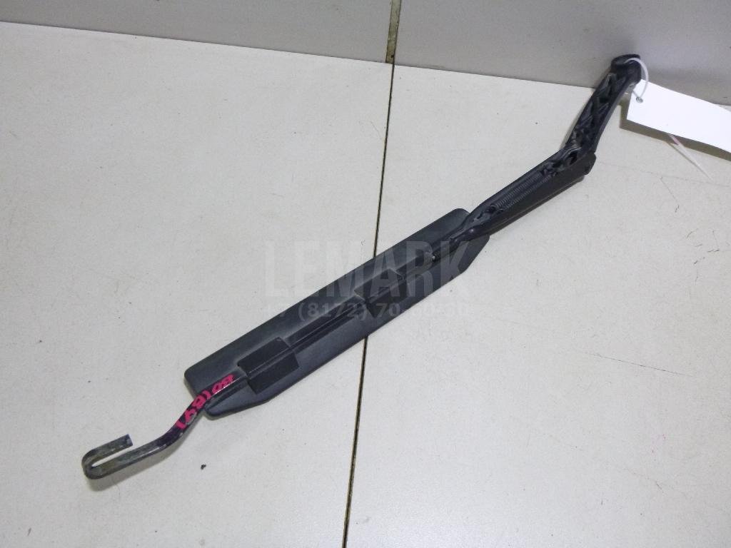 Поводок стеклоочистителя передний левый