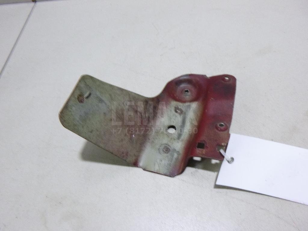 Кронштейн крепления крыла