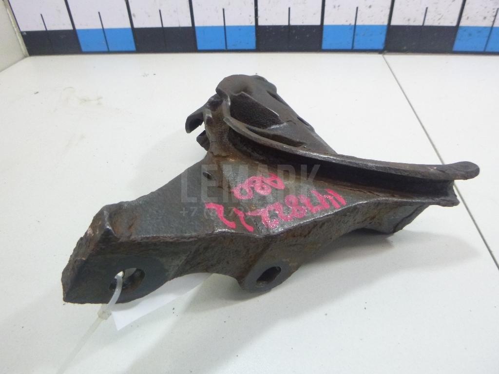 Кронштейн (сопут. товар)