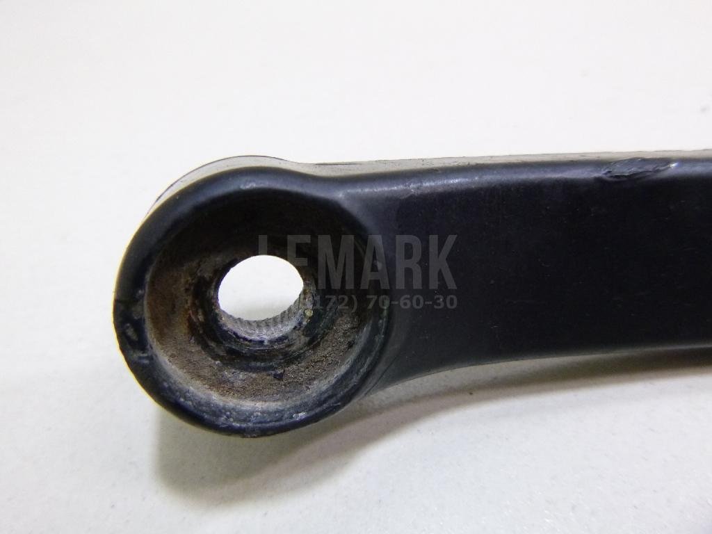 Поводок стеклоочистителя передний левый