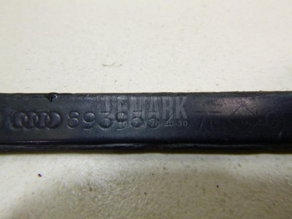 Поводок стеклоочистителя передний левый