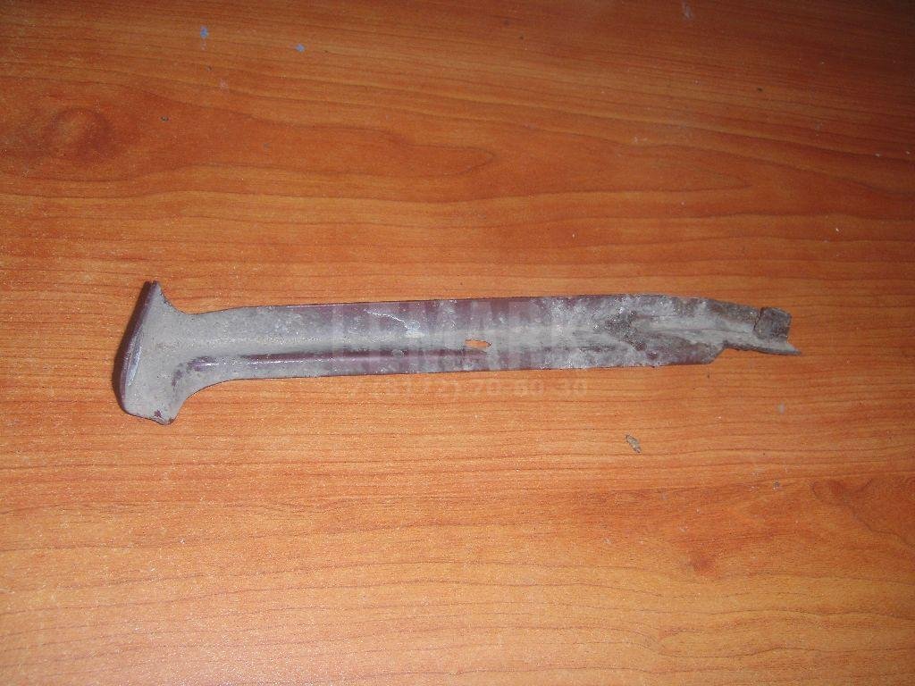 Кронштейн крепления крыла