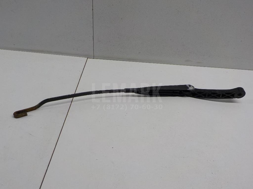 Поводок стеклоочистителя передний левый