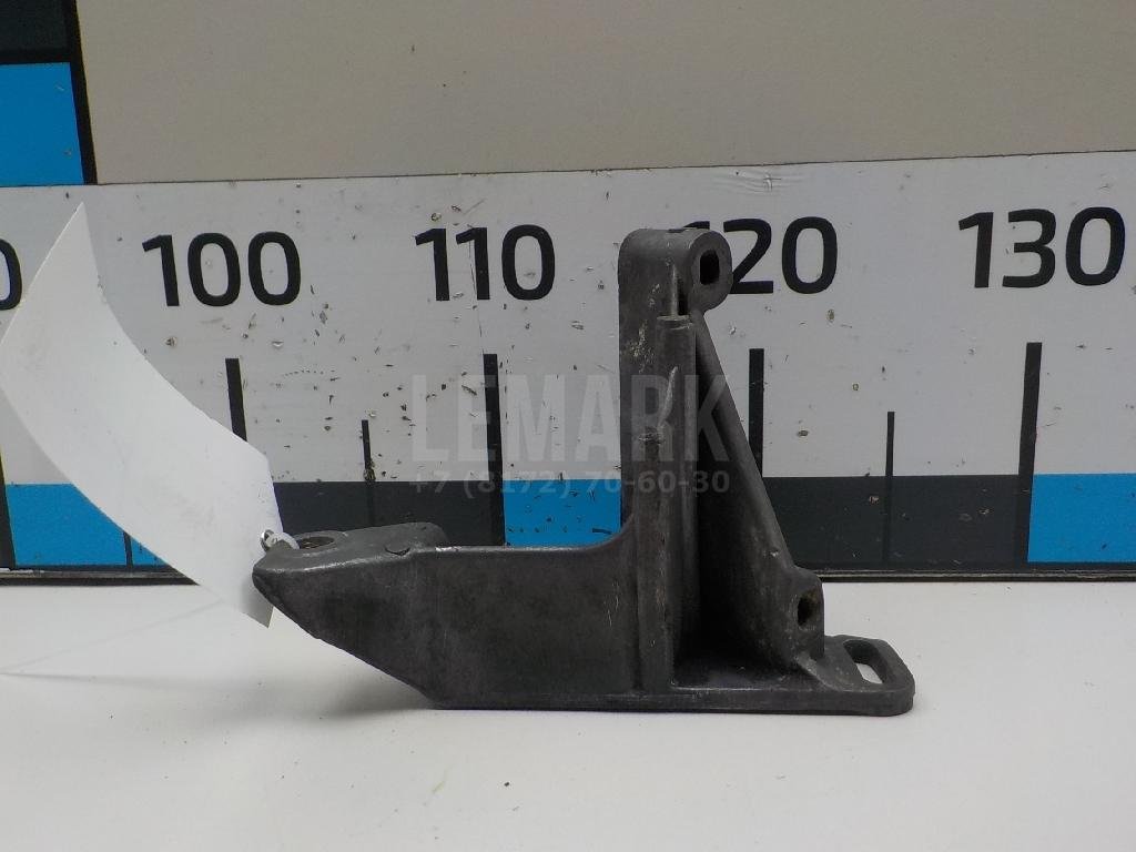 Кронштейн гидроусилителя