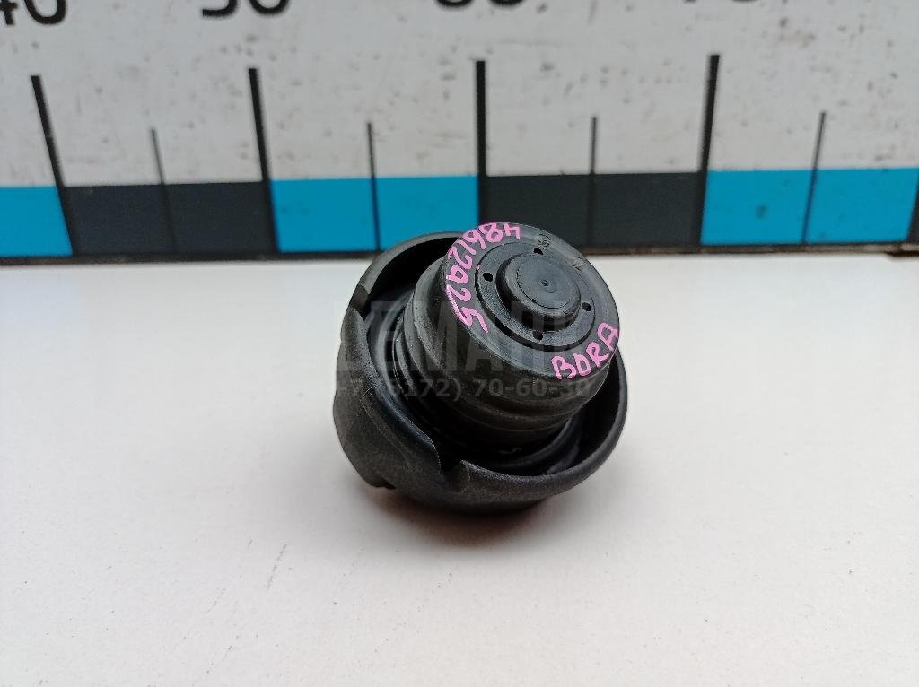 Крышка топливного бака