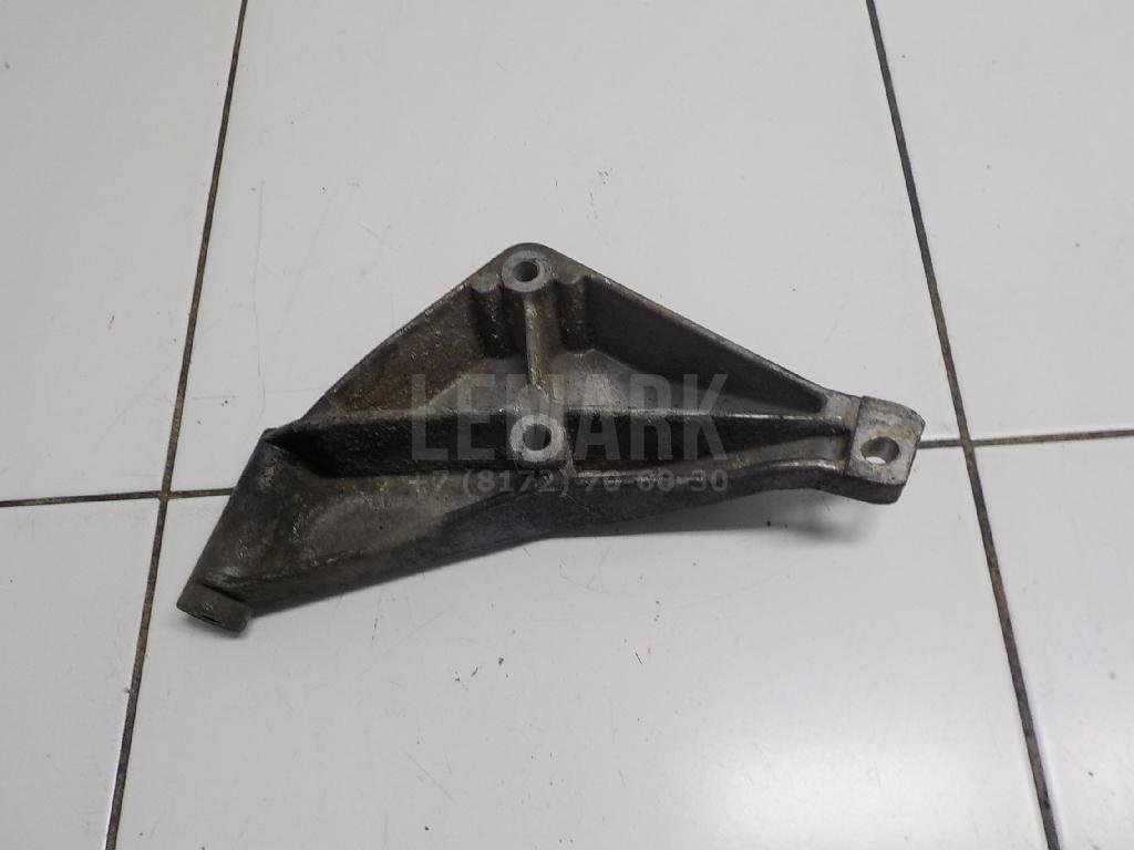 Кронштейн гидроусилителя