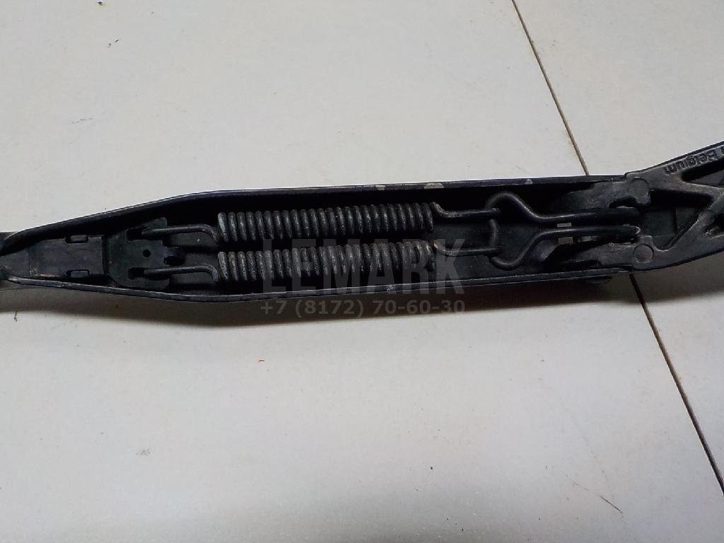 Поводок стеклоочистителя передний левый
