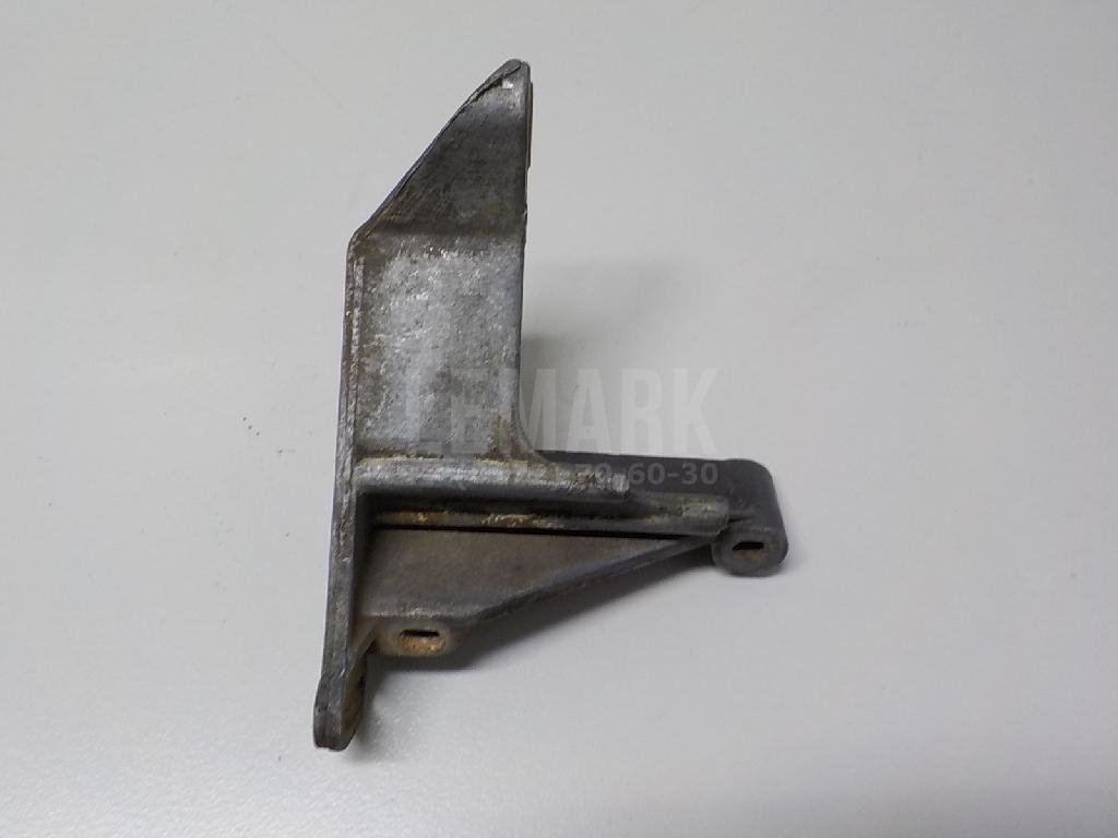 Кронштейн гидроусилителя