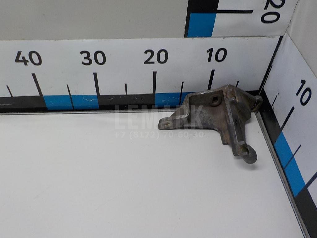 Кронштейн гидроусилителя