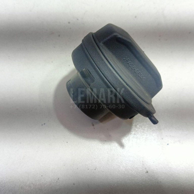 Крышка топливного бака