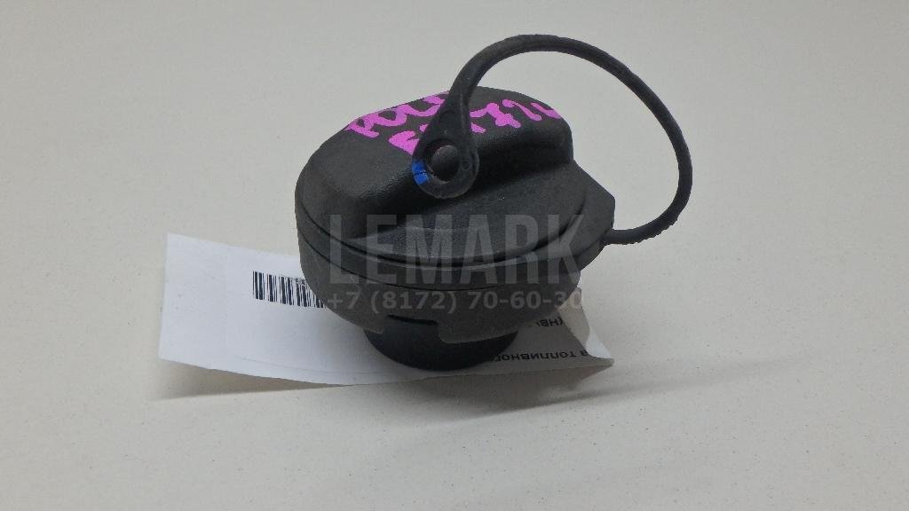 Крышка топливного бака