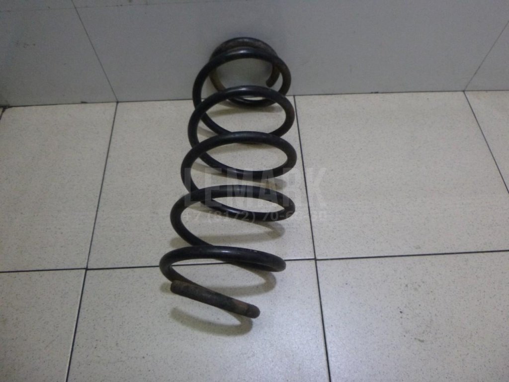 Пружина передняя