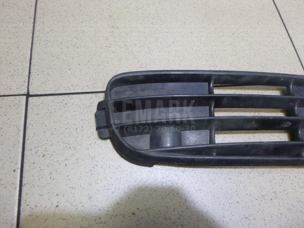 Решетка в бампер правая для  Audi A3 [8V] 2013-2020