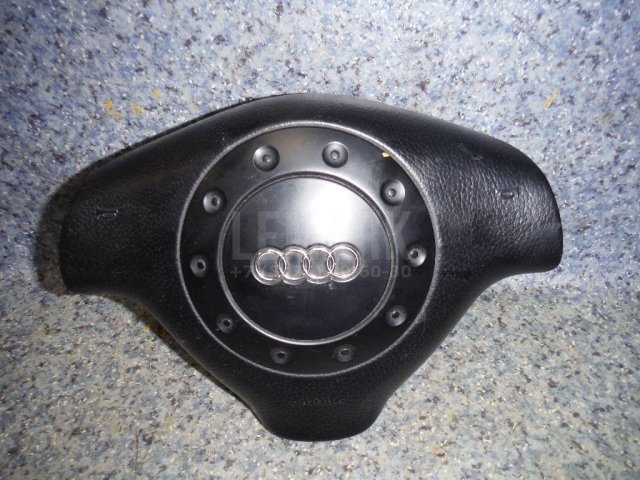 Подушка безопасности в рулевое колесо