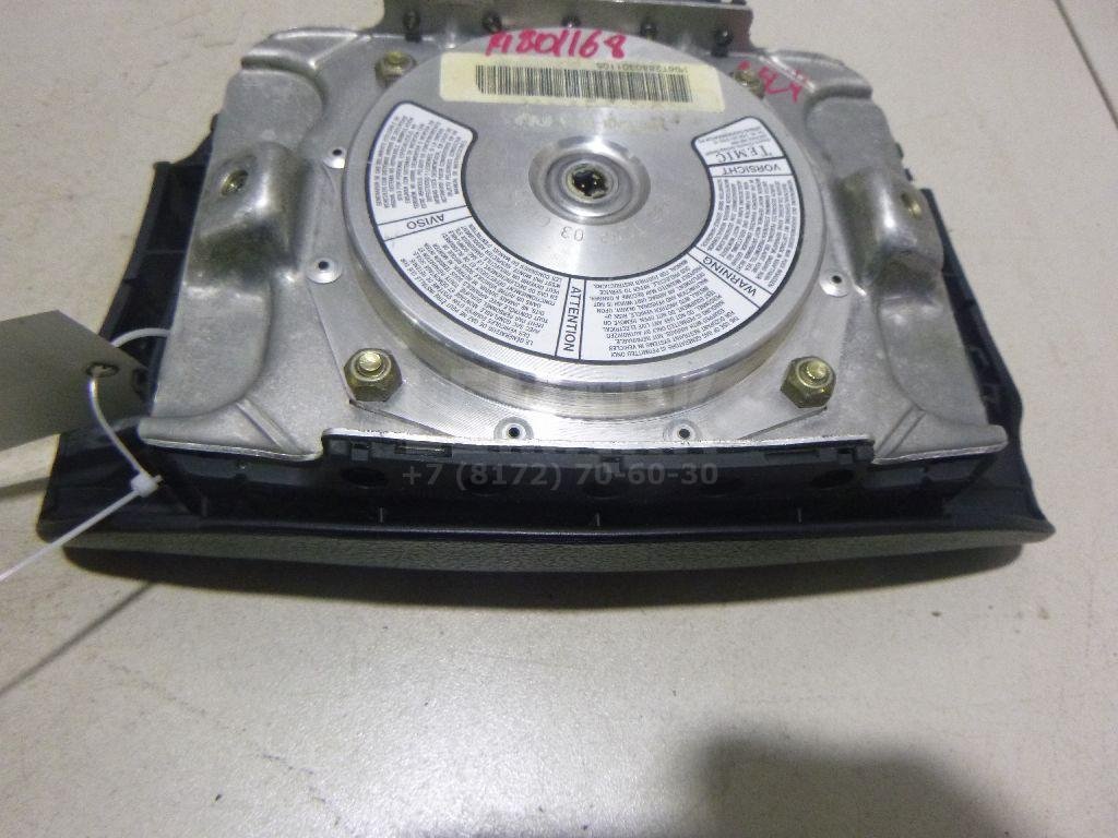 Подушка безопасности в рулевое колесо