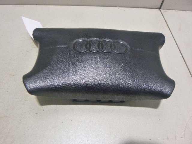 Подушка безопасности в рулевое колесо