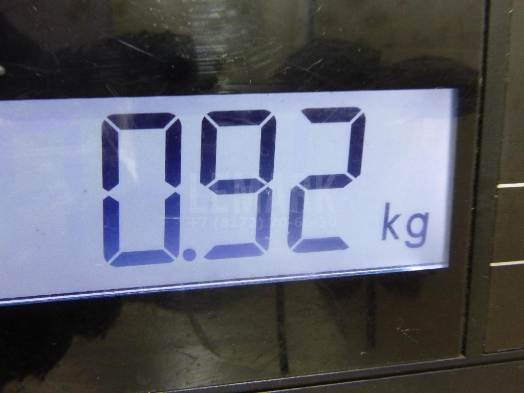 Петля крышки багажника