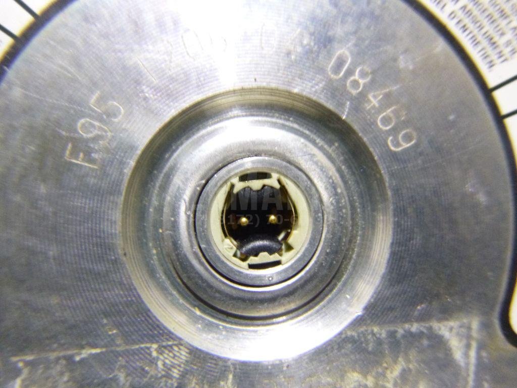 Подушка безопасности в рулевое колесо