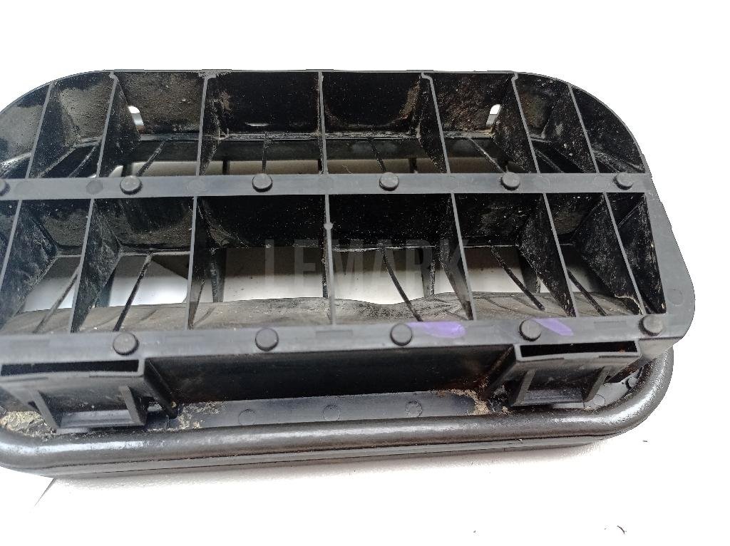 Решетка вентиляционная