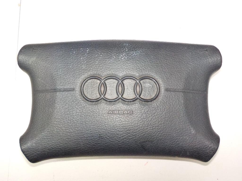 Подушка безопасности в рулевое колесо