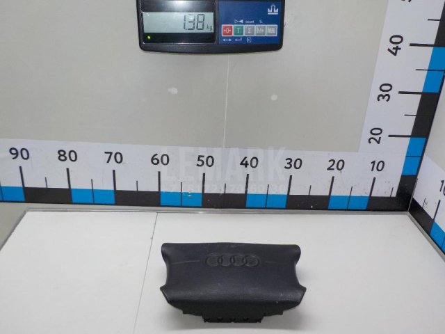 Подушка безопасности в рулевое колесо