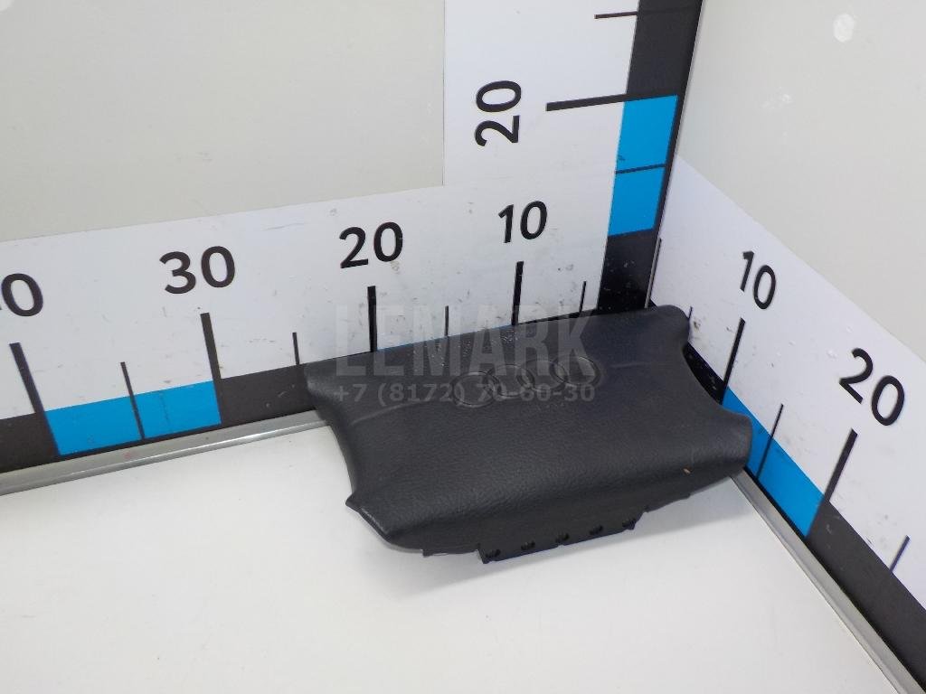 Подушка безопасности в рулевое колесо