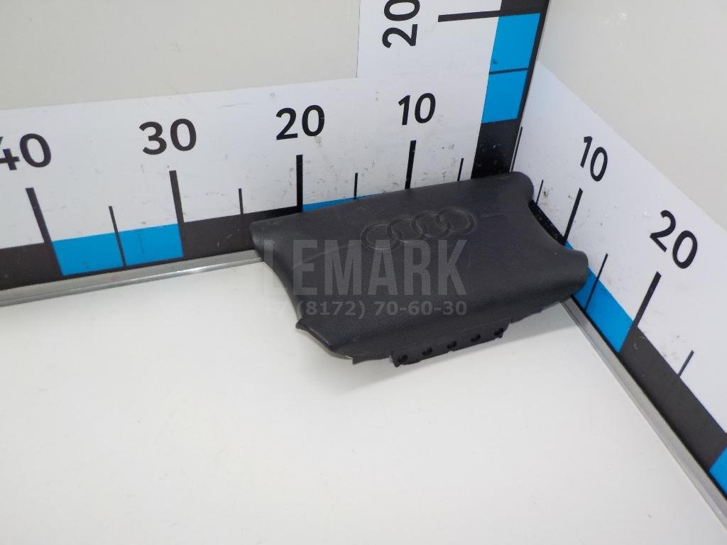 Подушка безопасности в рулевое колесо