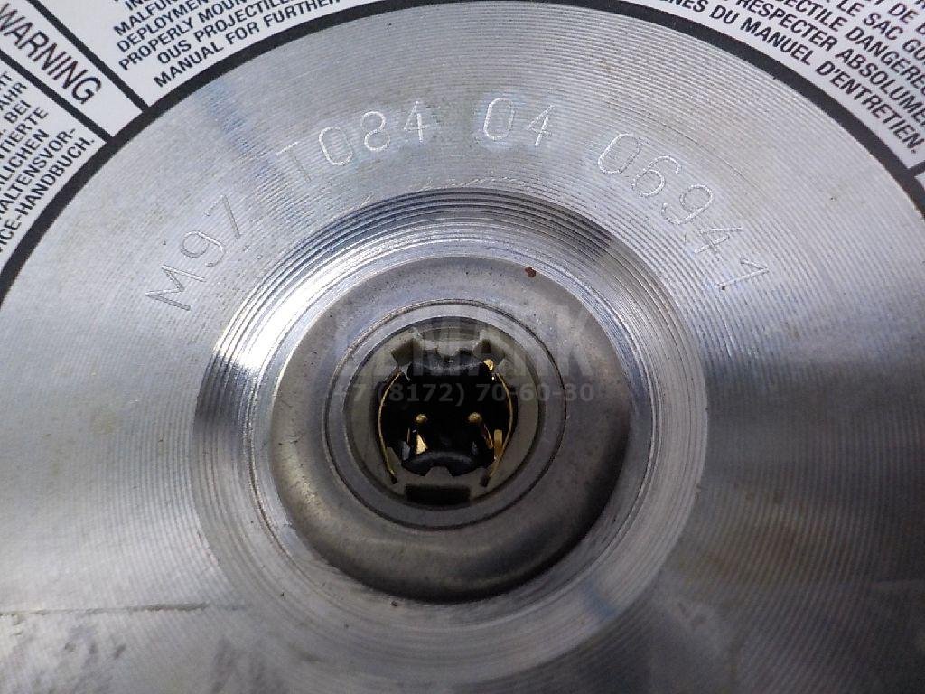 Подушка безопасности в рулевое колесо