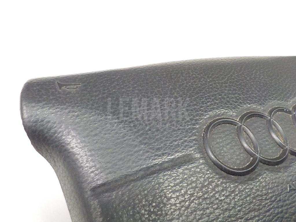 Подушка безопасности в рулевое колесо