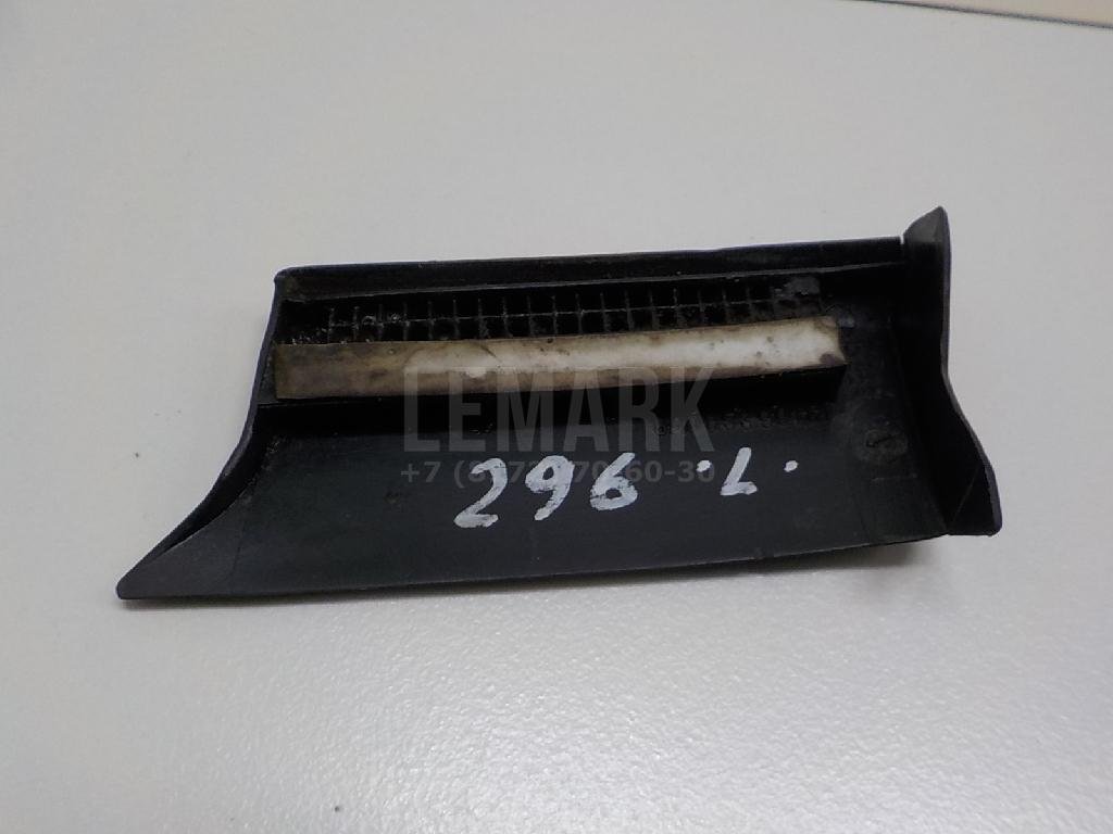 Молдинг переднего левого крыла