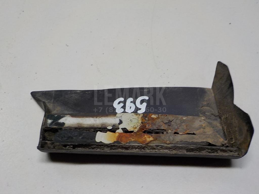 Молдинг переднего правого крыла