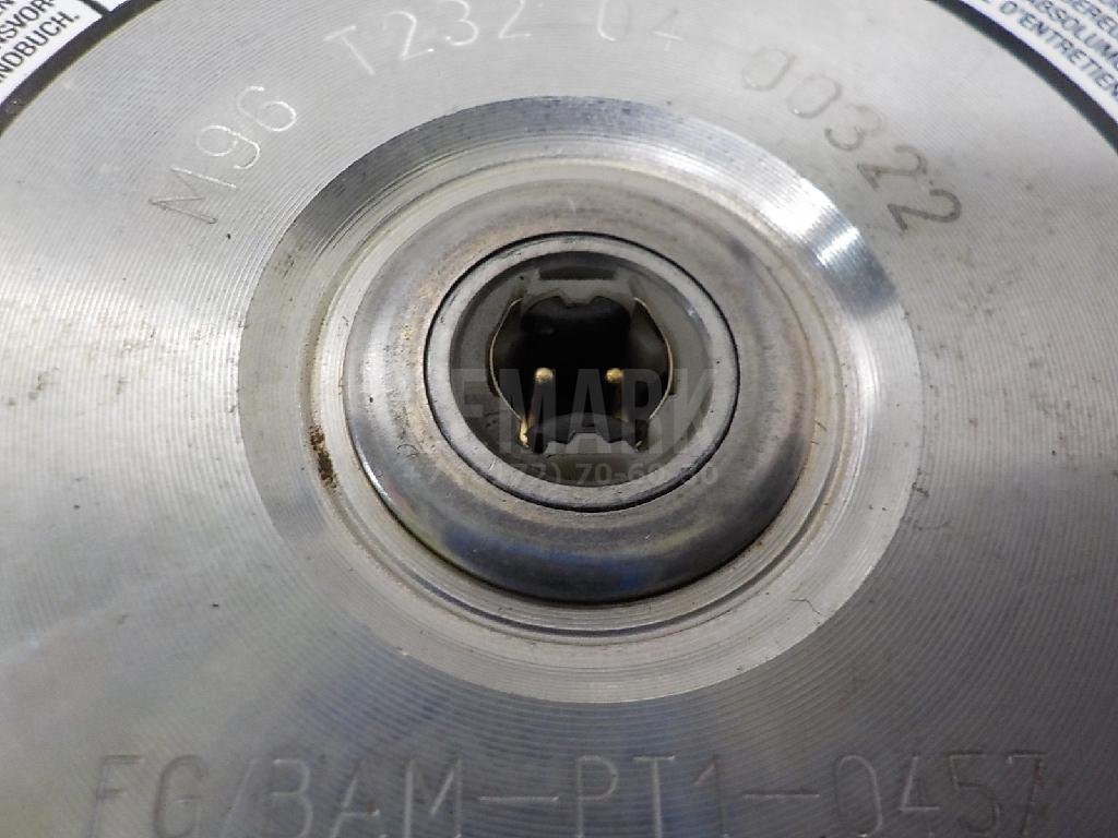 Подушка безопасности в рулевое колесо