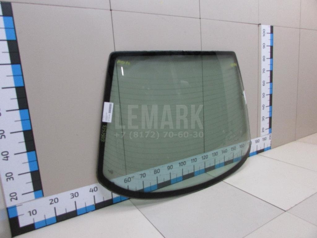 Стекло заднее