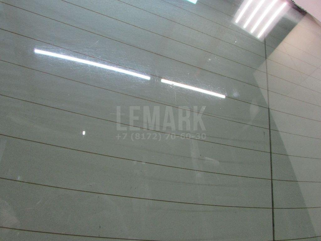 Стекло заднее