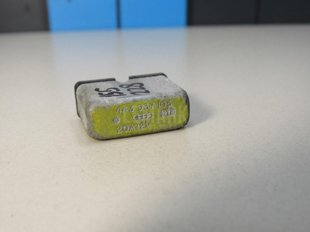 Предохранитель для  Audi A4 [B5] 1994-2001