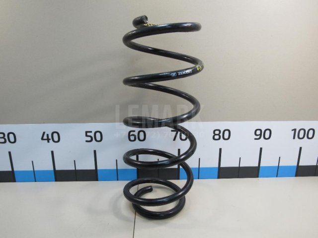 Пружина передняя