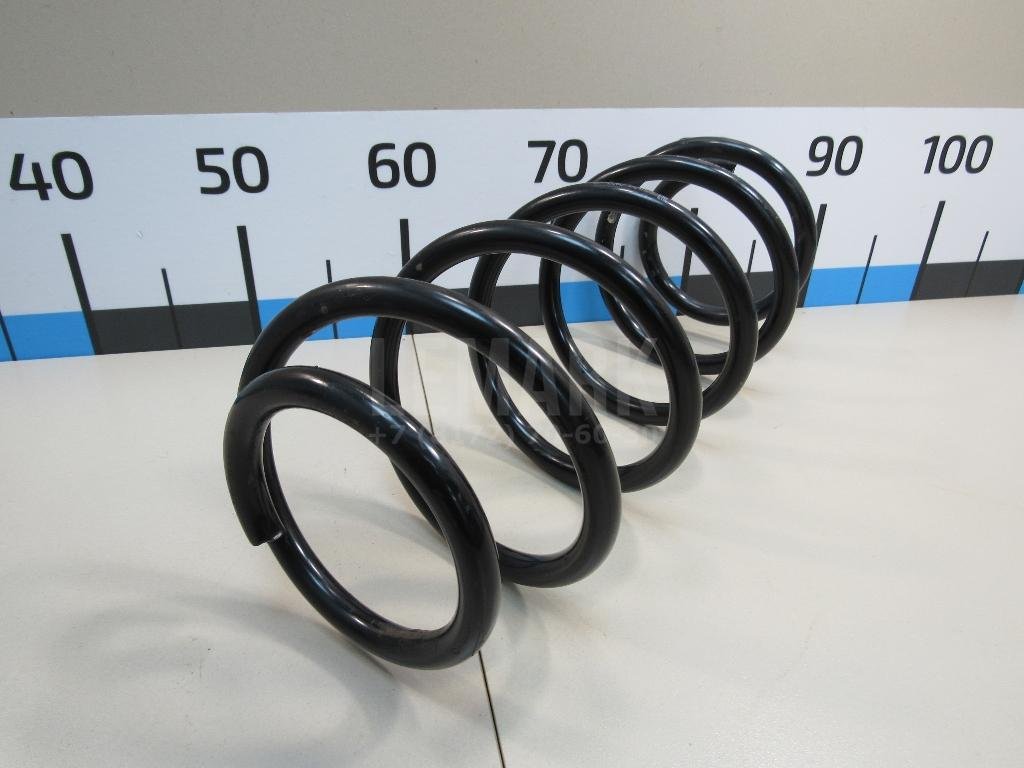 Пружина передняя