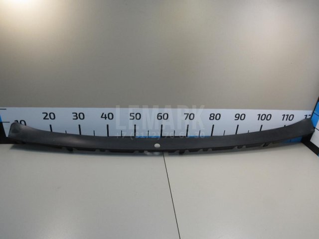 Накладка заднего бампера